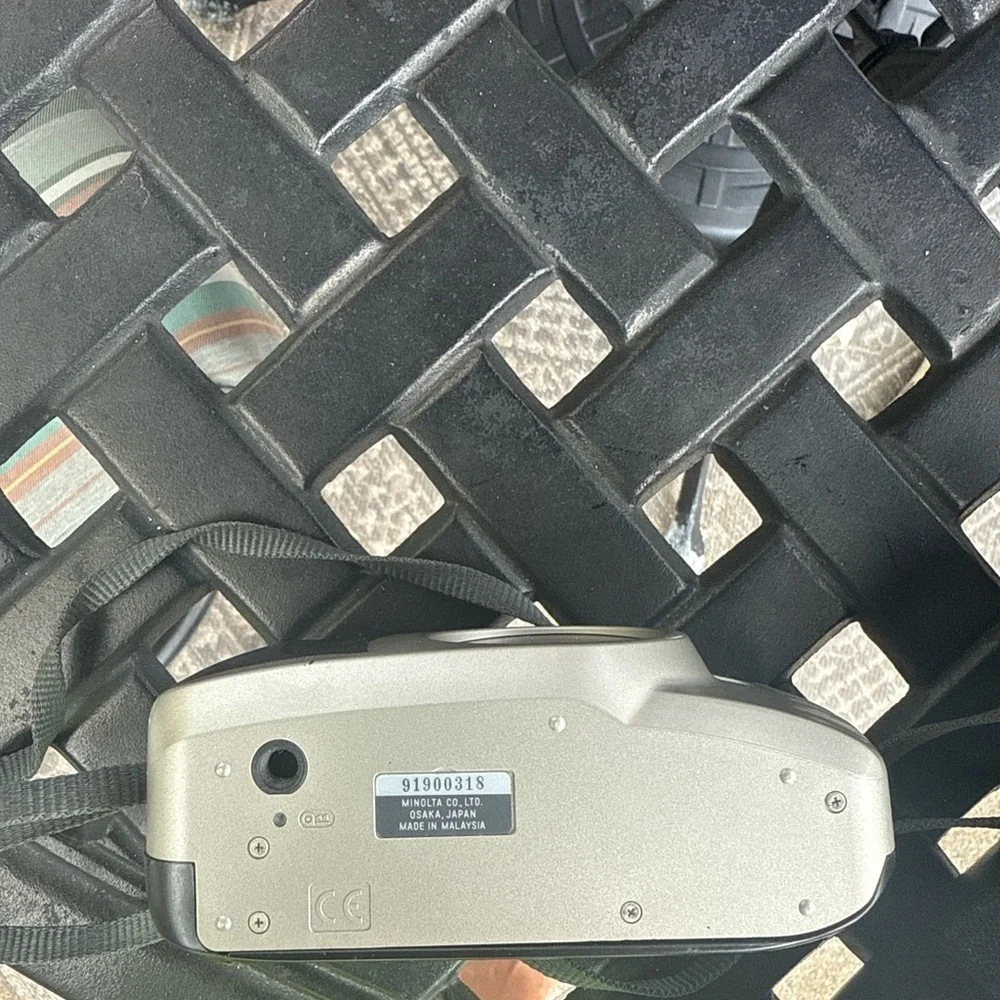 Minolta Freedom Supreme EX Date 35mm point-and-shoot film camera